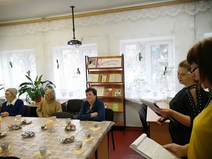 Надежда Пахмутова1